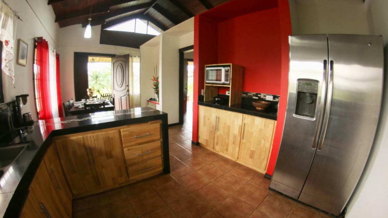Villa Hortensias La Fortuna Bagian luar foto